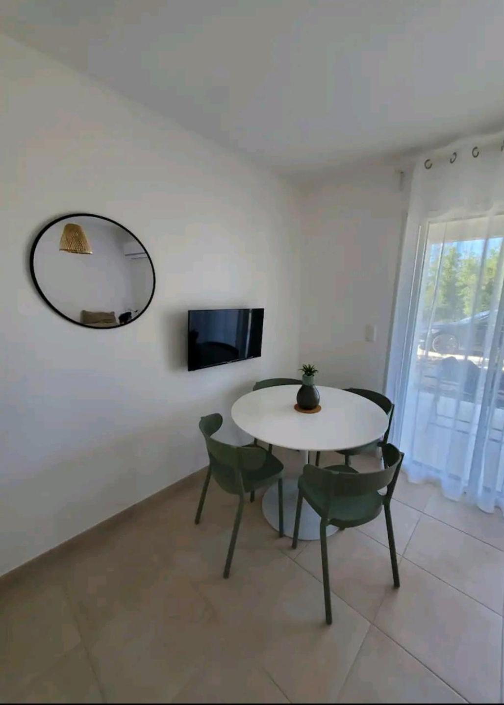 Residence Marina Di Bravone Linguizzetta Kamer foto